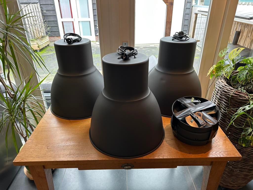 IKEA hanglamp Hektar, Huis en Inrichting, Lampen | Lampenkappen, Gebruikt, Rond, Grijs, Ophalen