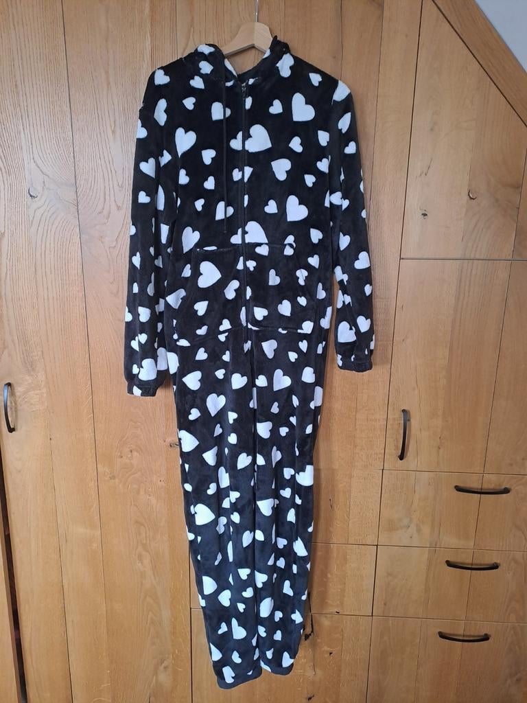 Onesie met hartjes maat s/m, Zwart, Ophalen of Verzenden, Maat 36 (S), Onbekend