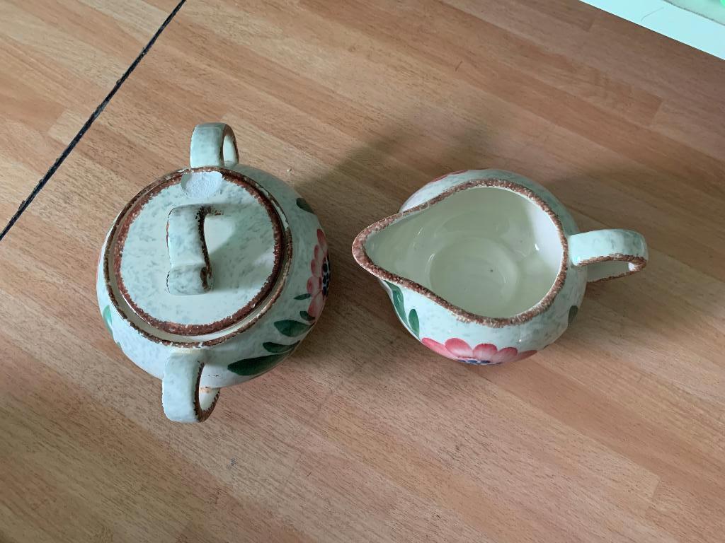 Keramisch SMF 'Schramberg' melk en suikerpotje+deksel *, Ophalen