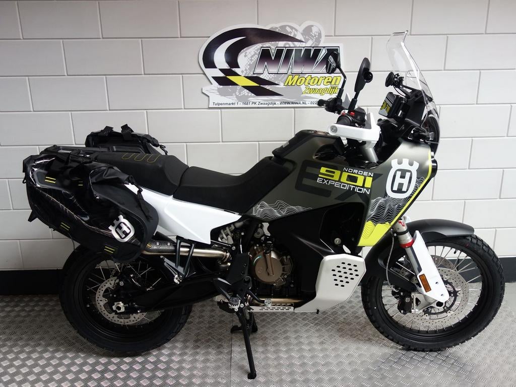 HUSQVARNA NORDEN 901 EXPEDITION, Motoren, Motoren | Husqvarna, 2 cilinders, Motorrijbewijs A, Onbekend, Meer dan 35 kW