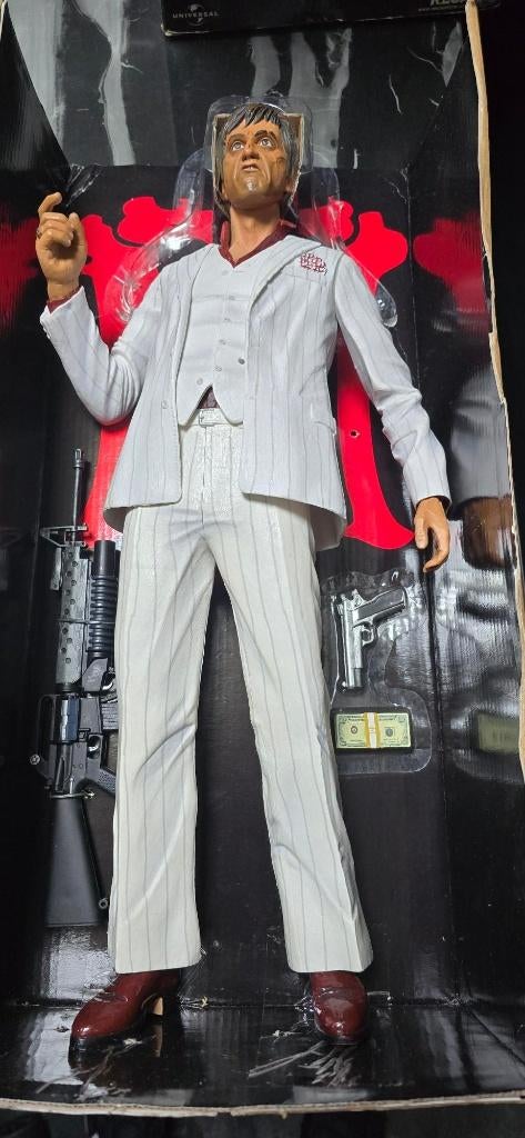 tony montana scarface movie 18 inch figure from NECA, Ophalen, Zo goed als nieuw