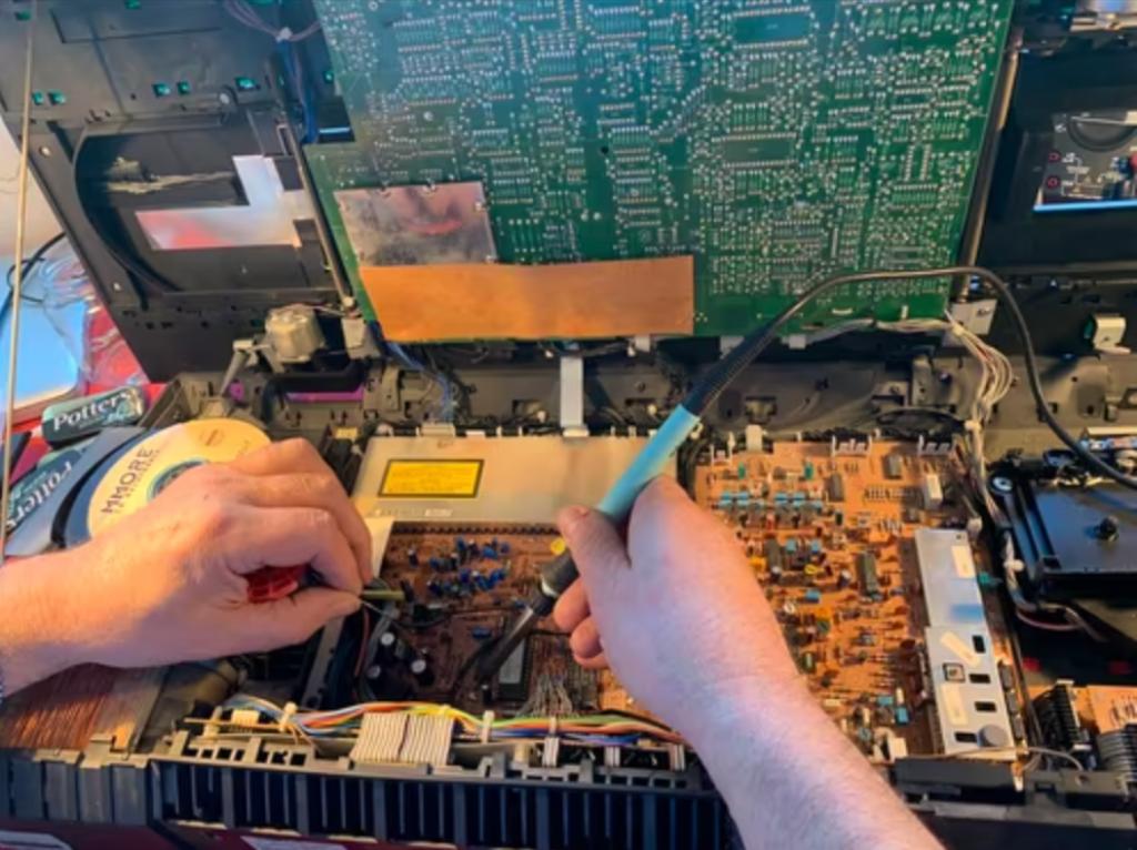 Bang & Olufsen reparatie`s o.a Beolab`s 8000/6000/4000, Platenspelers