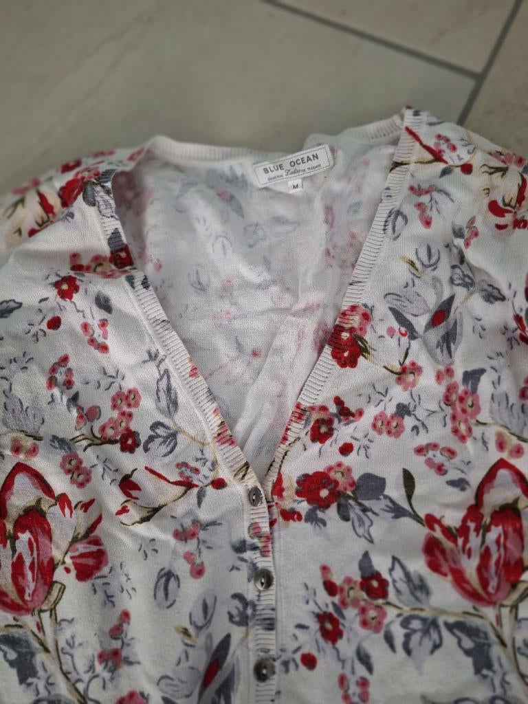 gebloemd vestje, Kleding | Dames, Truien en Vesten, Blue Ocean, Ophalen of Verzenden, Zo goed als nieuw, Maat 38/40 (M)