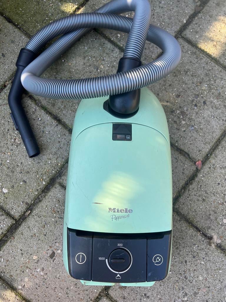 Miele Peppermint Stofzuiger, Ophalen, Gebruikt, Stofzak