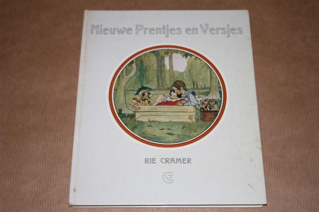 Nieuwe Prentjes en Versjes - Rie Cramer - 1974, Ophalen of Verzenden, Gelezen