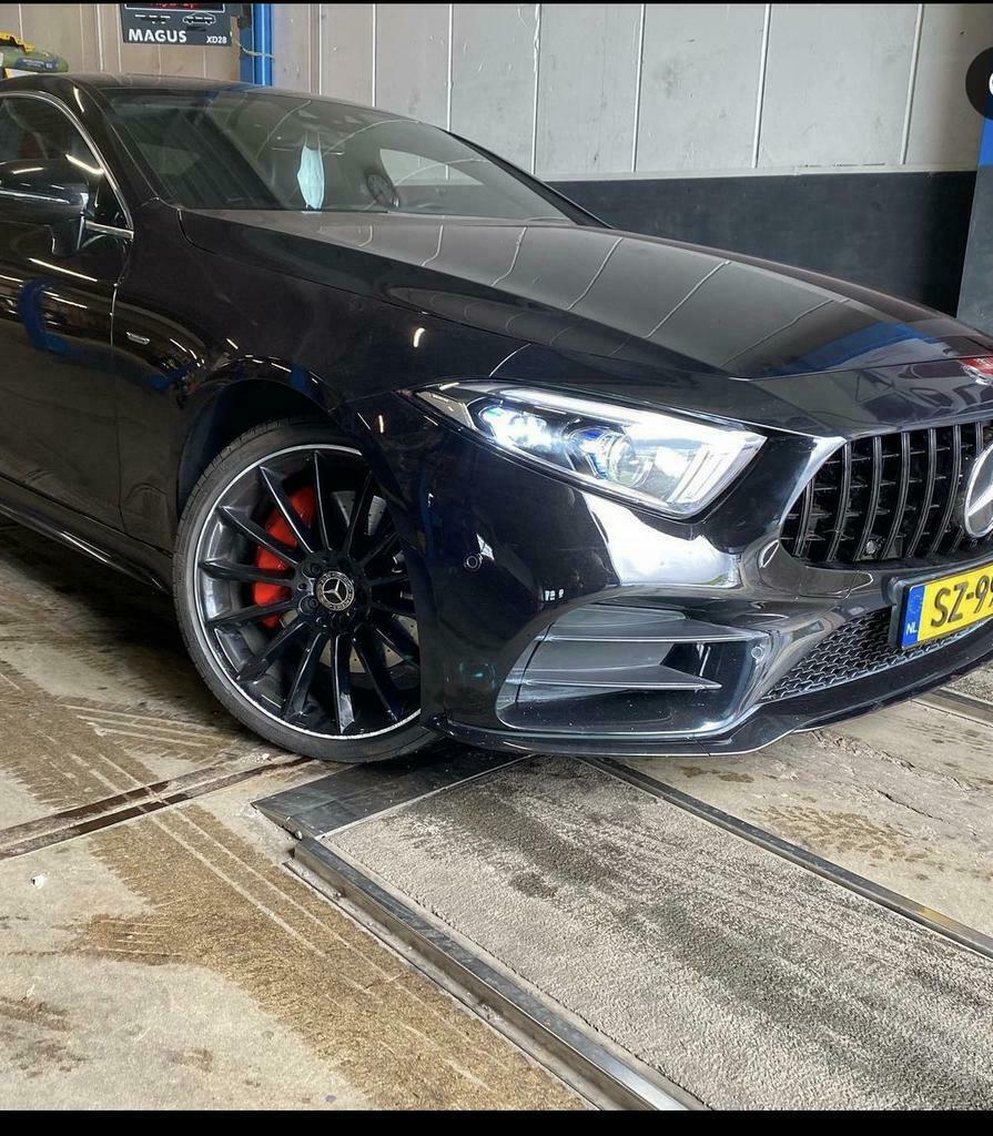 Foto 9 van Autobedrijf Reparatie Onderhoud Apk