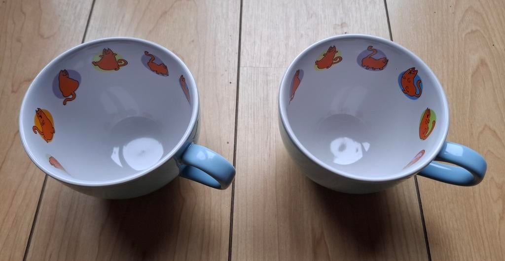 Rode Kater mokken als nieuw. Samen voor slechts  € 6,--, Huis en Inrichting, Keuken | Servies, Ophalen of Verzenden, Zo goed als nieuw