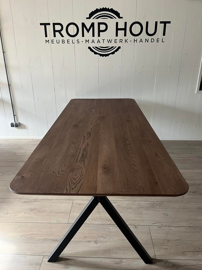 Massief eiken eettafel 8 persoons, Huis en Inrichting, Ophalen, 50 tot 100 cm, Tromphout, Vijf personen of meer