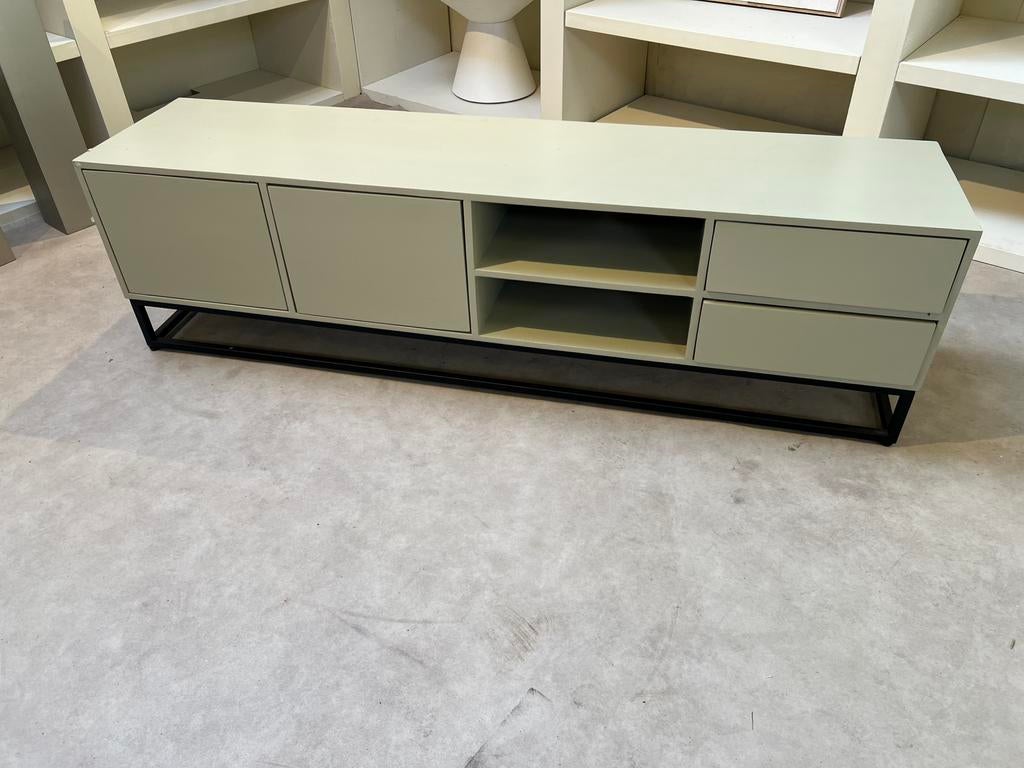 Tv meubel taupe 180cm, Info@savoireinteriors.com, 150 tot 200 cm, Van haestrechtstraat 15d, Ophalen of Verzenden