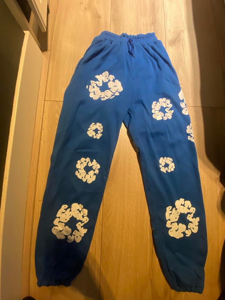 Blauwe demin tears broek - Maat M, Kleding | Dames, Ophalen of Verzenden, Nieuw, Maat 38/40 (M), Blauw