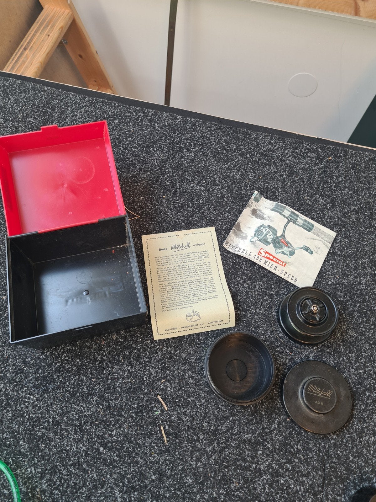 Vintage Mitchell molens met extra spoelen - Verzamelitems, Ophalen of Verzenden, Gebruikt, Molen