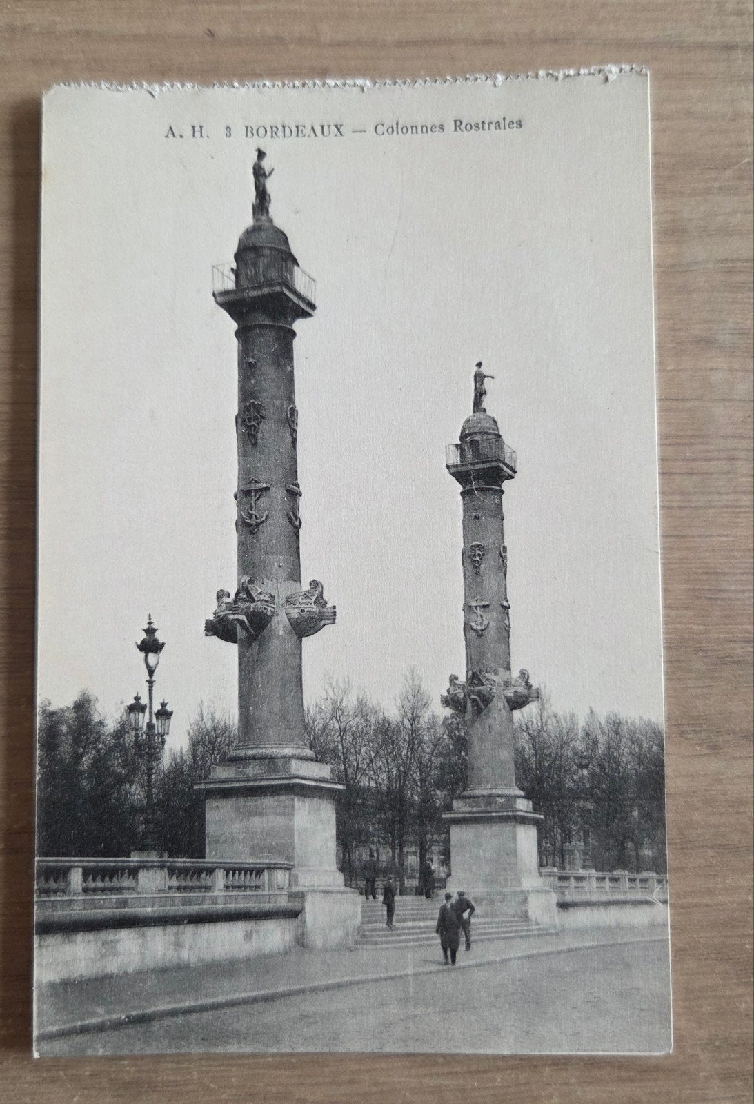 A Oude Ansichtkaart Bordeaux - Colonnes Rostrales, Ophalen of Verzenden, 1920 tot 1940, Ongelopen