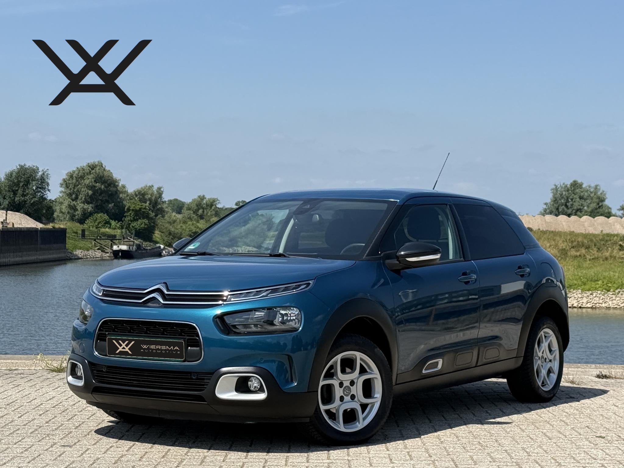 Citroen C4 Cactus 1.2 PureTech Business | Camera | Navi | St, Voorwielaandrijving, Stof, Gebruikt, Euro 6
