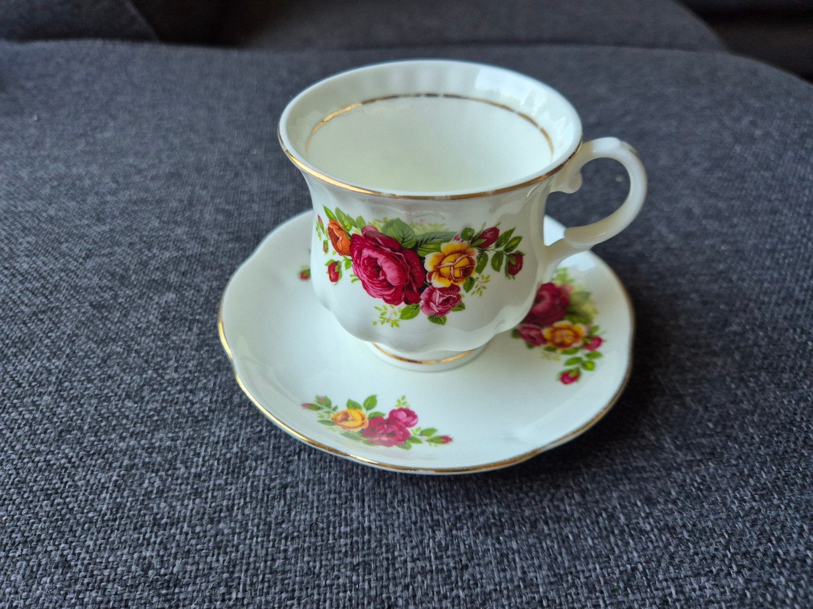 Vintage Kop en Schotel Bone China London Collection, Ophalen of Verzenden