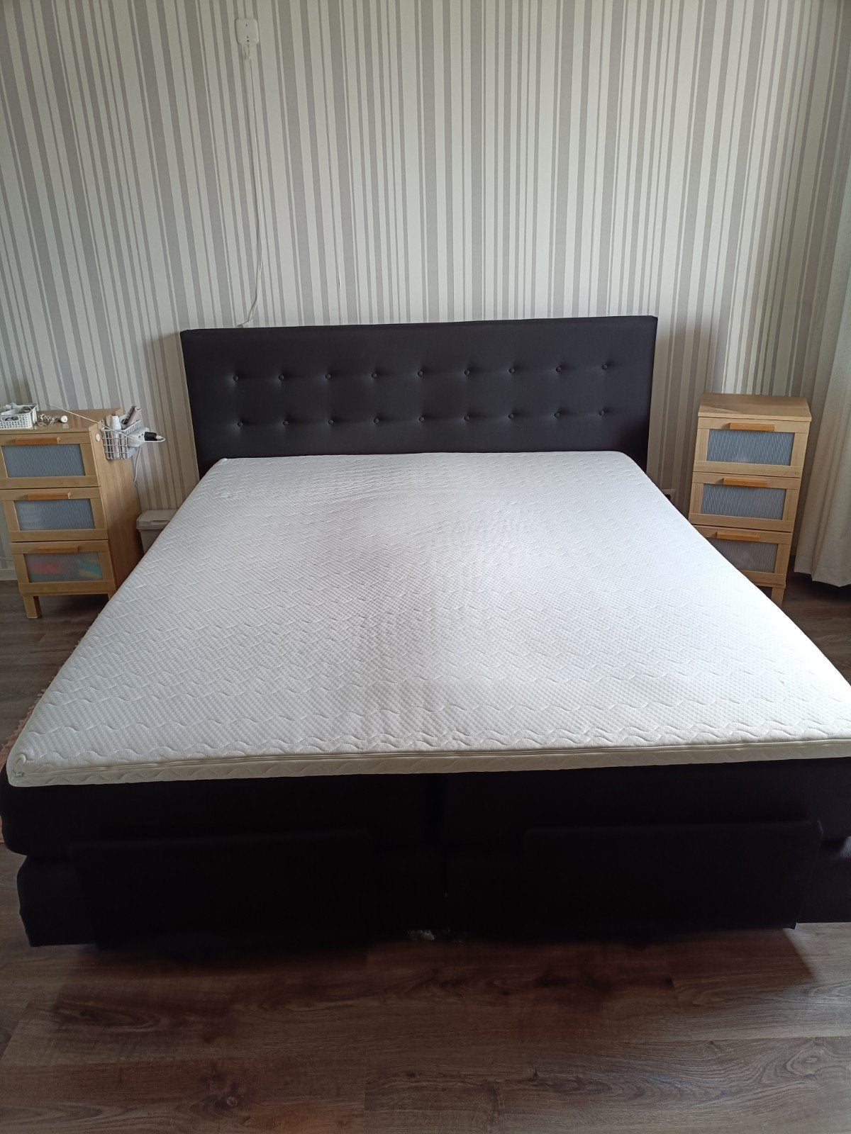 Elektrische boxspring (180x220), Ophalen, Gebruikt, Zwart, Tweepersoons