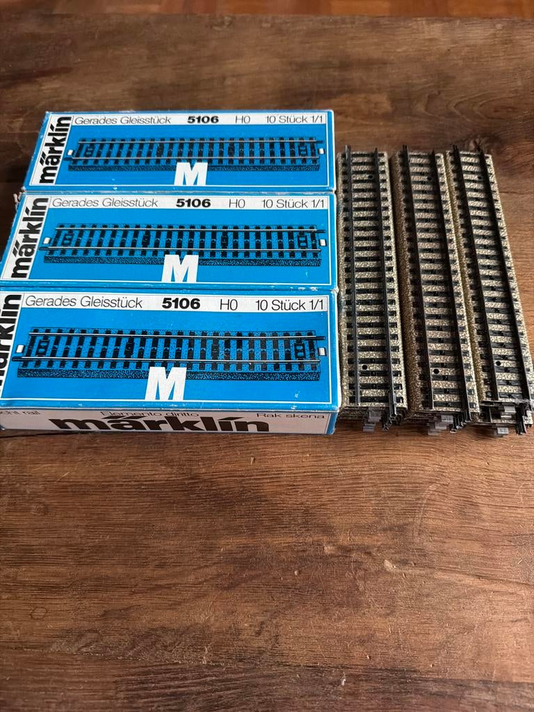 Märklin H0 Rechte Rails 5106 - 44 stuks, Hobby en Vrije tijd, Modeltreinen | H0, Wisselstroom, Gebruikt, Rails, Ophalen of Verzenden