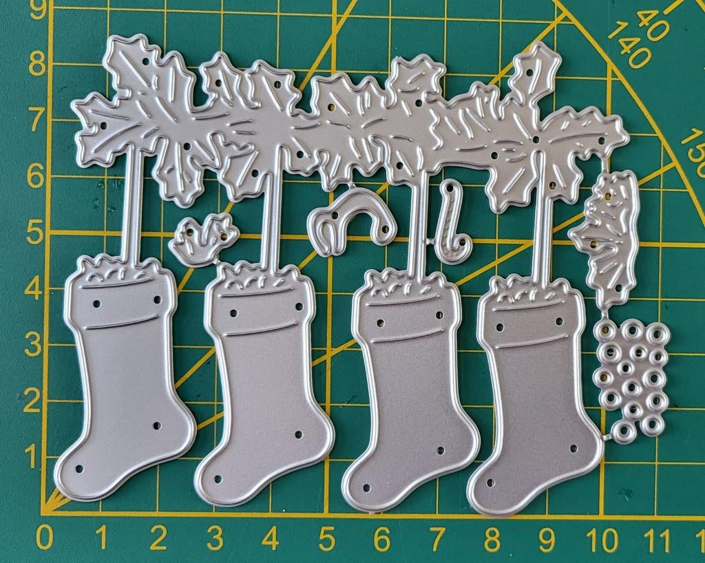 Snijmal kerstsokken/ hulst tak, Ophalen of Verzenden, Nieuw, Overige thema's, Pons of Mal