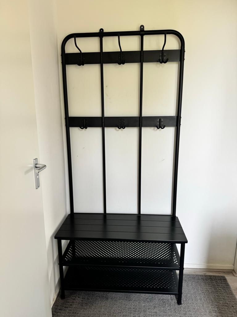 IKEA NIPÅSEN Kapstok met bank en schoenenrek, zwart, Ophalen of Verzenden, Zo goed als nieuw, Metaal, Staande kapstok