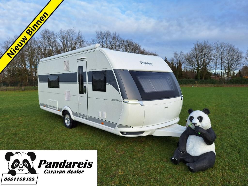 Hobby 560 WFU Prestige 2025 MOVER + AIRCO + LUIFEL, Caravans en Kamperen, Caravans, Omvormbare zithoek, Schokbreker, Rondzit, Hobby
