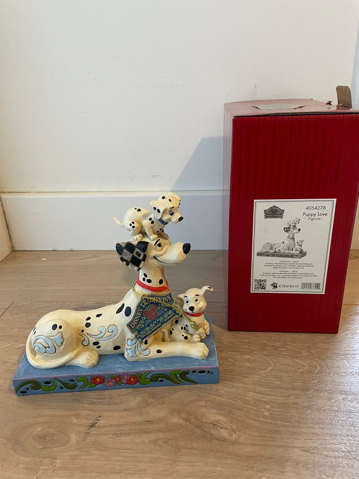 Jim Shore Disney Traditions 101 Dalmatiërs Puppy Love, Verzamelen, Ophalen of Verzenden, Overige figuren, Nieuw, Beeldje of Figuurtje