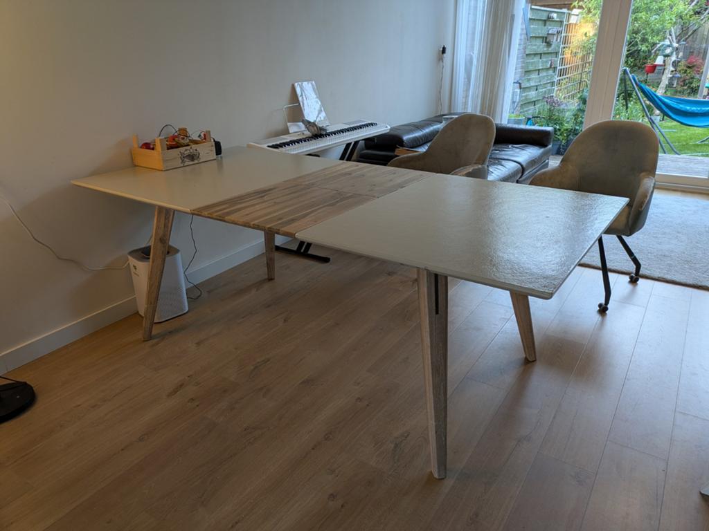 Uitschuifbare eettafel - Modern design, Huis en Inrichting, Tafels | Eettafels, Gebruikt, 50 tot 100 cm, 200 cm of meer, Vijf personen of meer