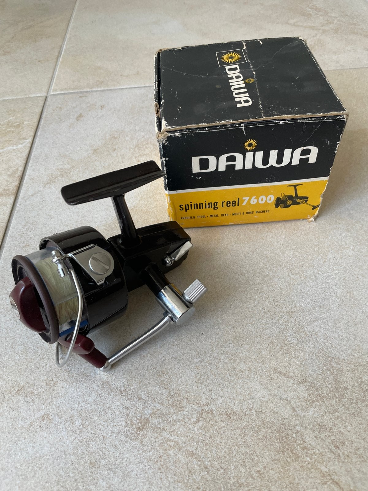Vintage Daiwa Spinning Reel 7600 met originele doos, Watersport en Boten, Hengelsport | Algemeen, Ophalen of Verzenden, Gebruikt