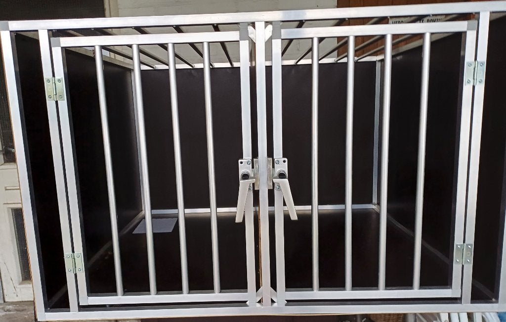 Dubbele honden bench voor twee grote honden.Nieuw., Ophalen, Nieuw