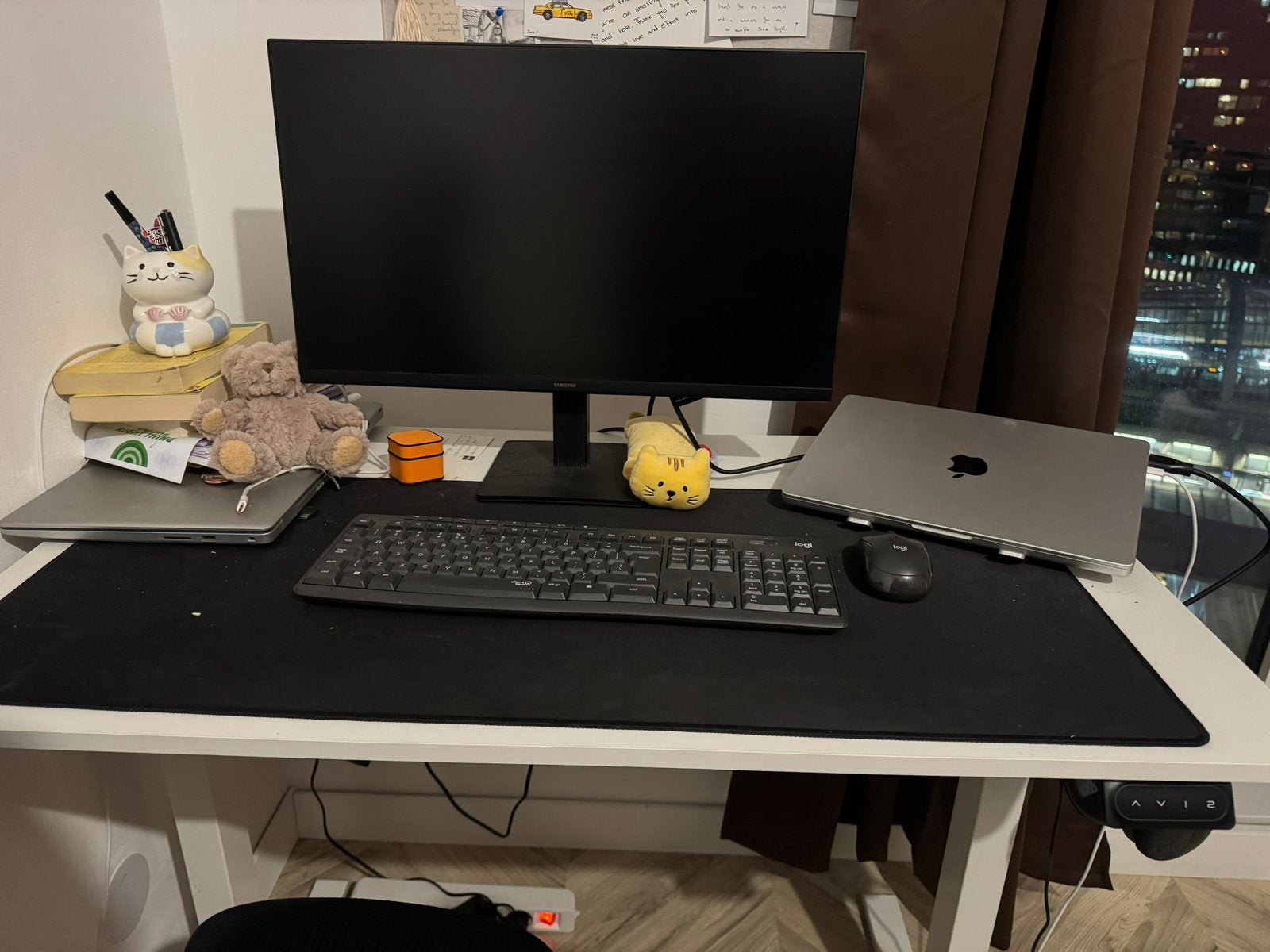 Electric Height Adjustable Desk with gratis keyboard,mouse