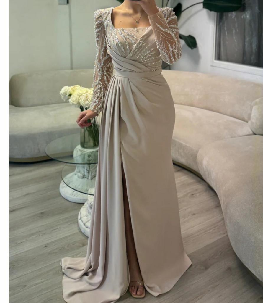 Elegante Beige/Roze Galajurk met Split, Maat 38/40 (M), Galajurk, Beige, Ophalen of Verzenden