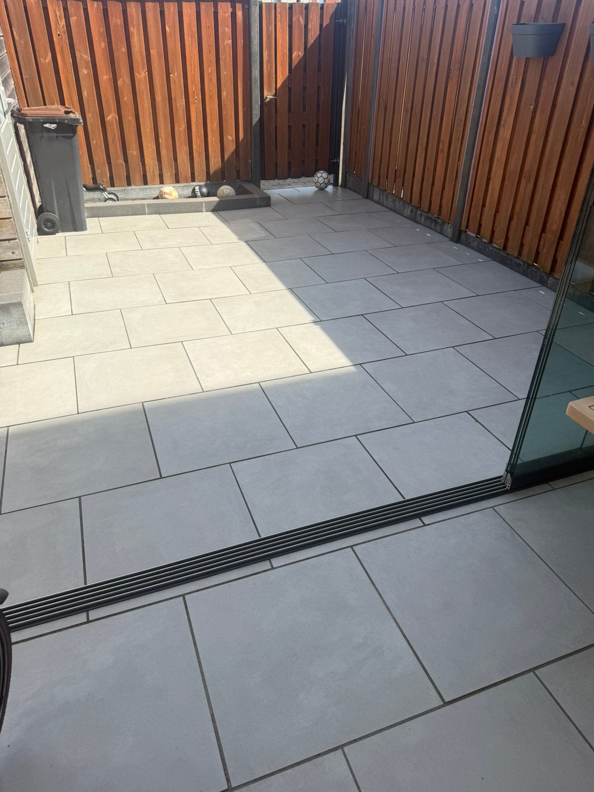 Gezocht: Ervaren tuinman voor herstel bestrating en veranda, Tuin en Terras, Terrasdelen en Vlonders, Zo goed als nieuw, Hout