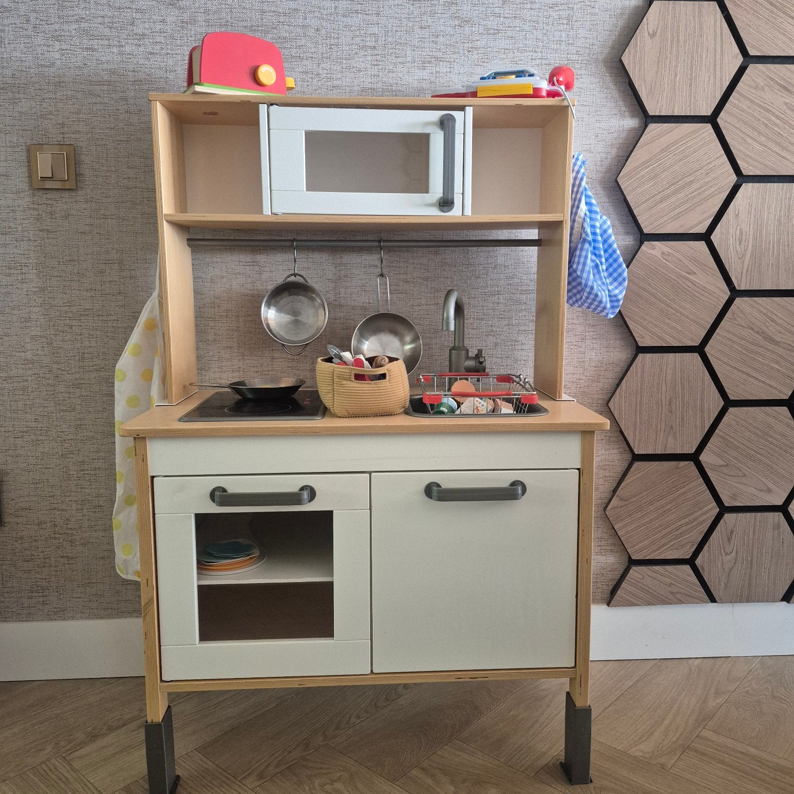 Houten speelkeuken met accessoires, Ophalen