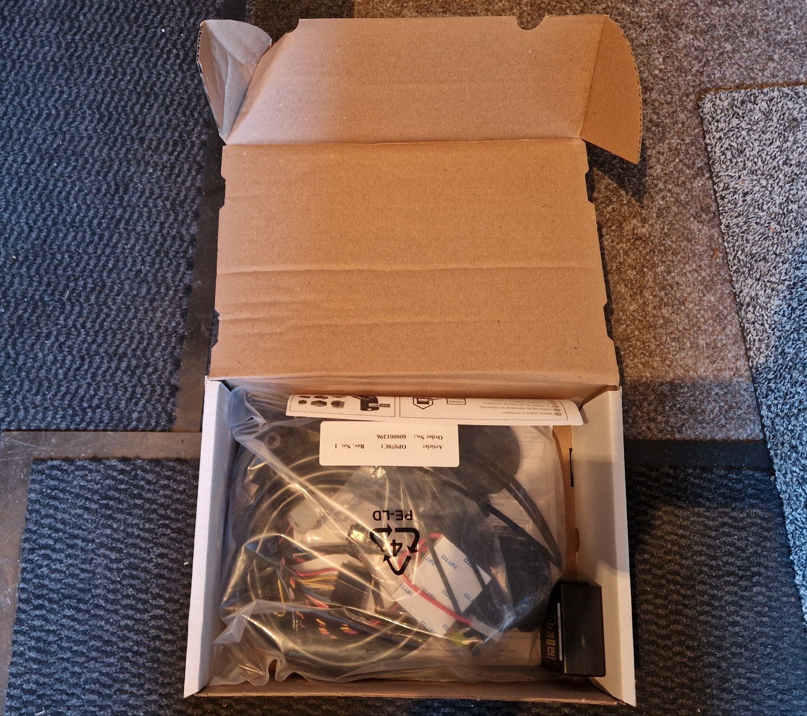 Trekhaakkabelset ECS Citroën/Peugeot/Opel/Fiat nieuw, Auto-onderdelen, Trekhaken, Ophalen of Verzenden, Nieuw