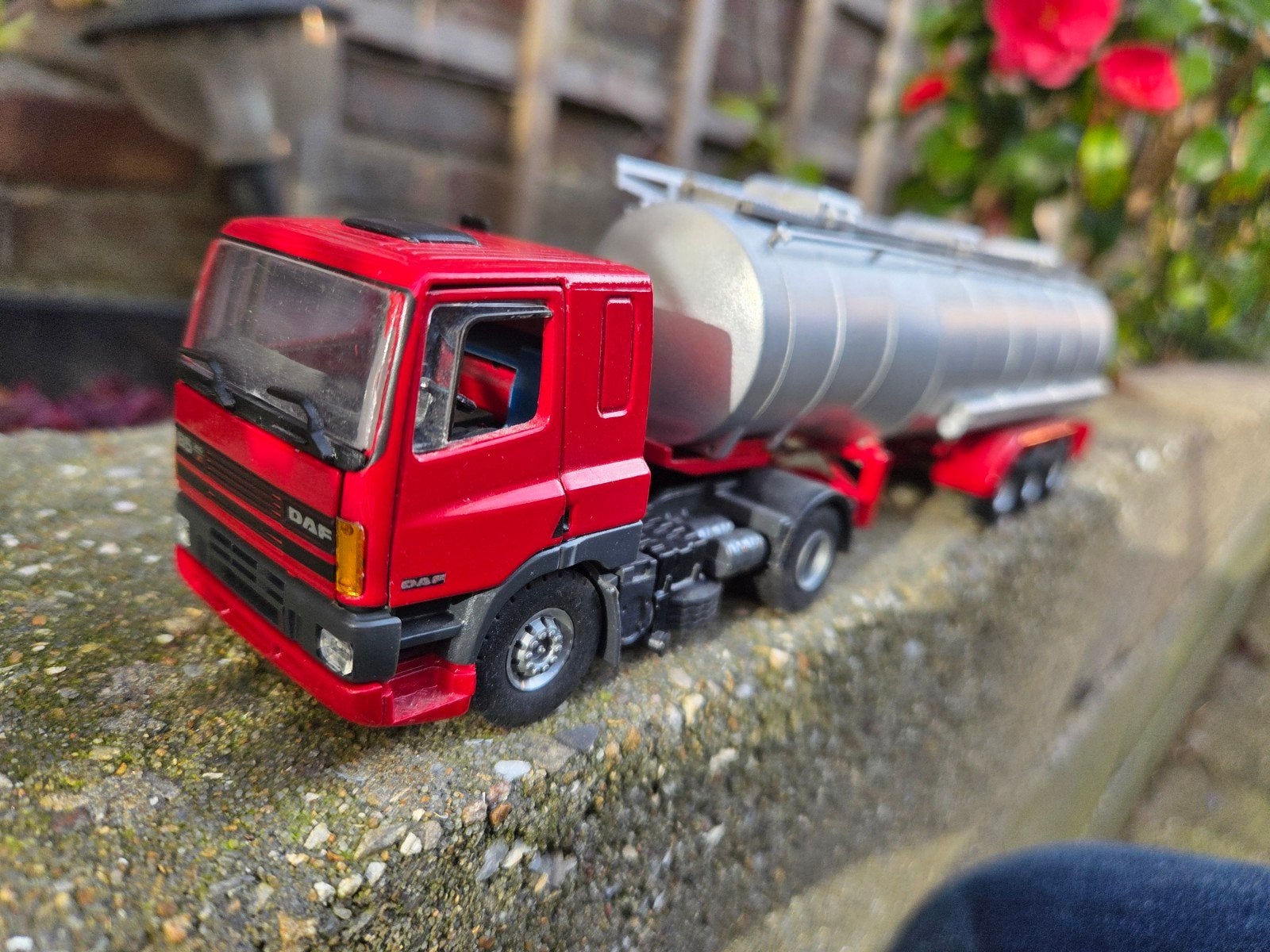 Tekno Daf CF demo uitvoering met tankoplegger., Ophalen of Verzenden, Zo goed als nieuw, Bus of Vrachtwagen, Tekno
