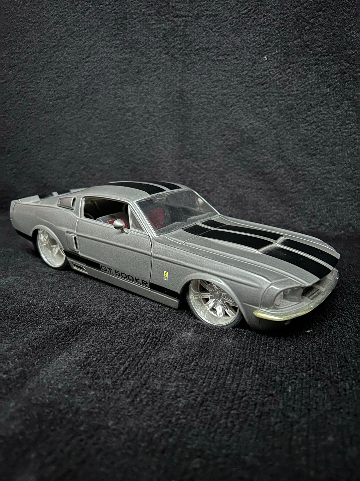 Ford Mustang Shelby GT500KR DUB Edition modelauto, Hobby en Vrije tijd, Modelauto's | 1:18, Ophalen, Zo goed als nieuw, Auto, Overige merken