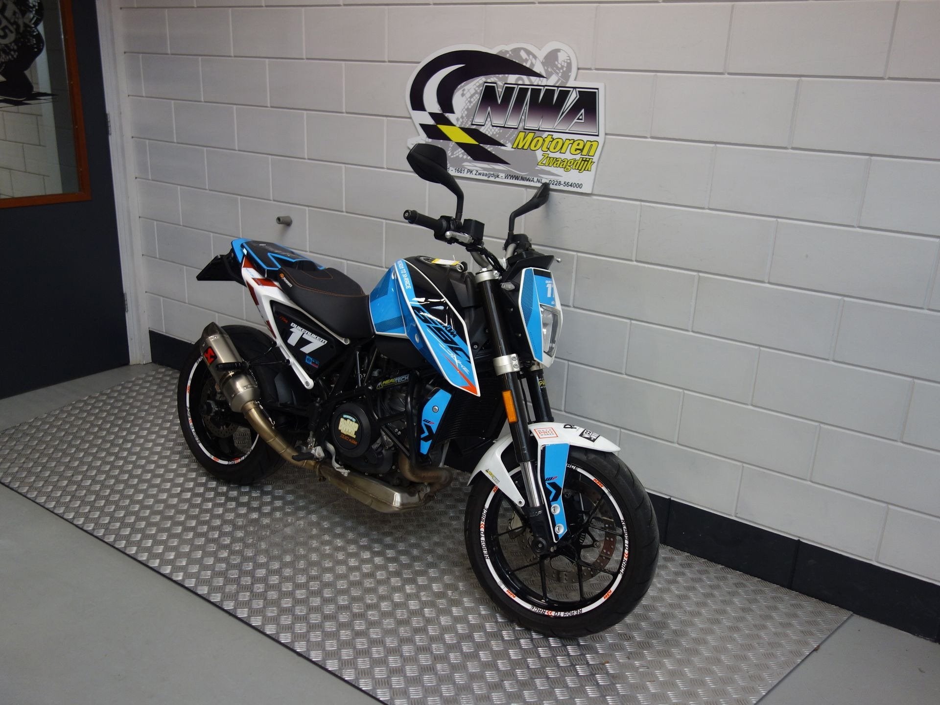 KTM 690 Duke ABS, Overig, 12 t/m 35 kW, Gebruikt, Bedrijf