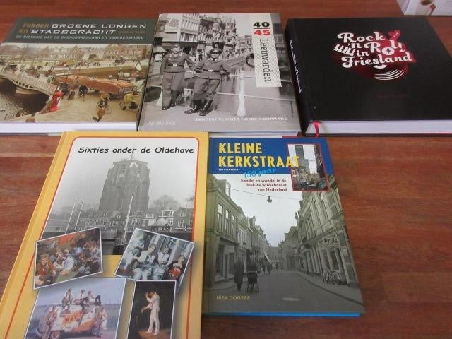 Leeuwarder Lectuur, Ophalen of Verzenden, Zo goed als nieuw