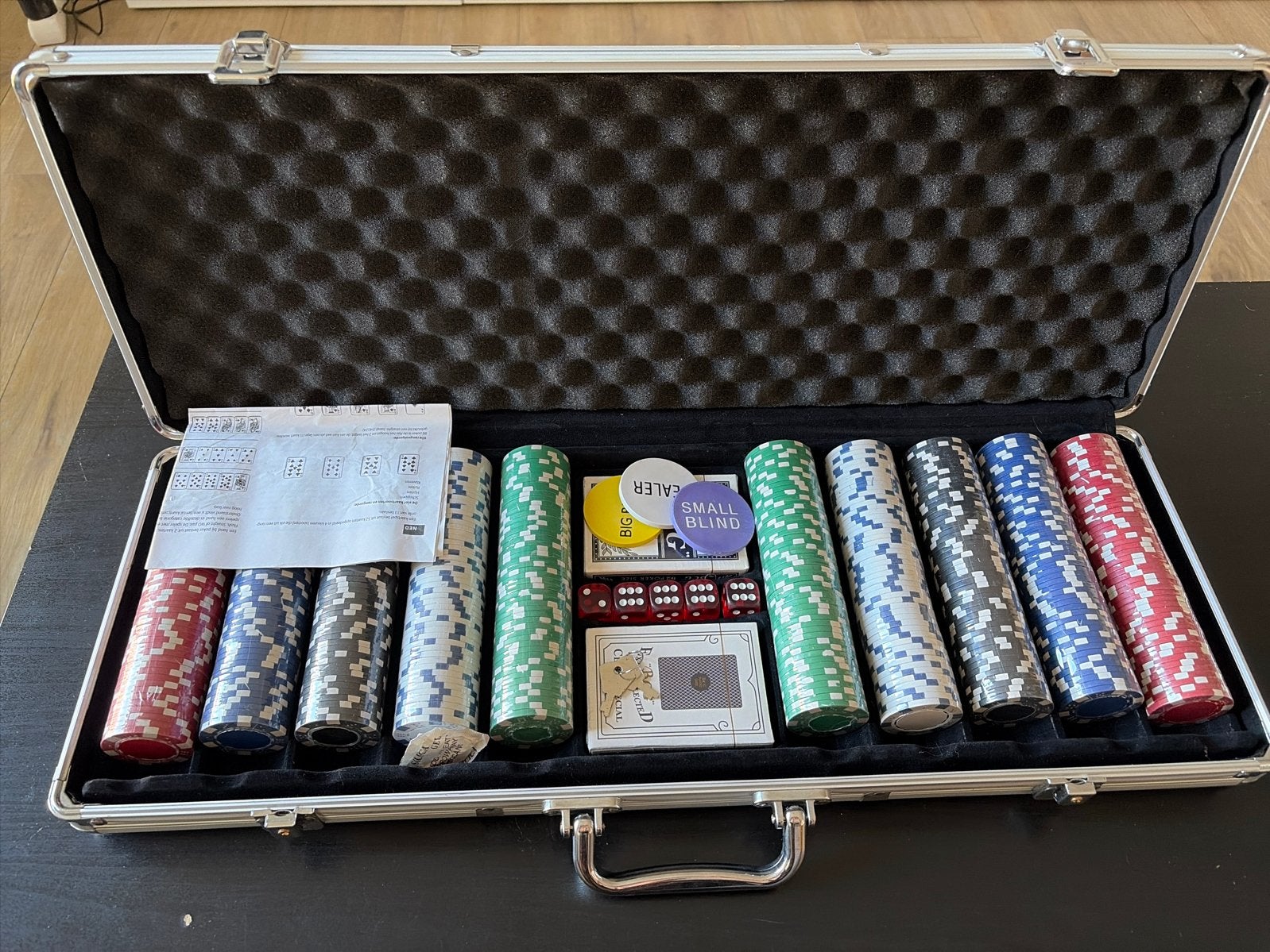 Complete Pokerset in Koffer - Zo goed als nieuw, Drie of vier spelers, Ophalen, Zo goed als nieuw