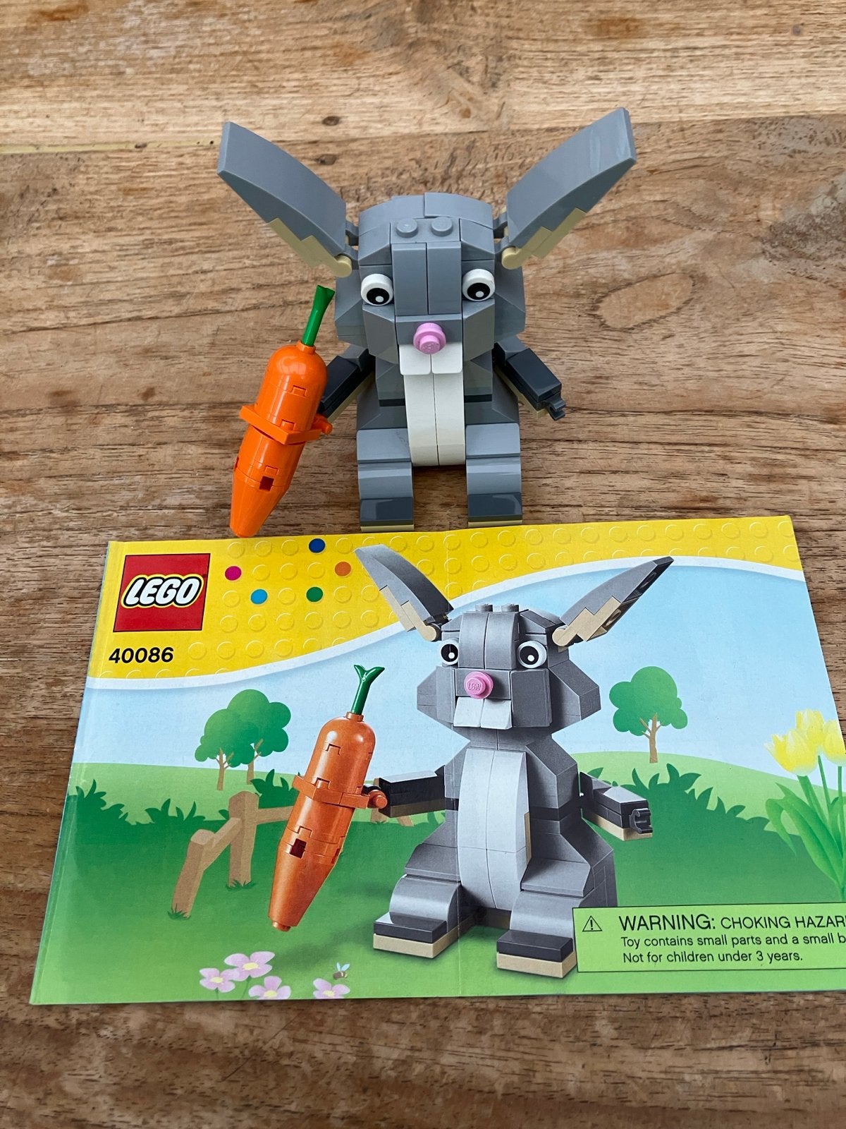 LEGO Paashaas 40086 met wortel en instructies, Overige thema's, Lego, Ophalen of Verzenden, Zo goed als nieuw
