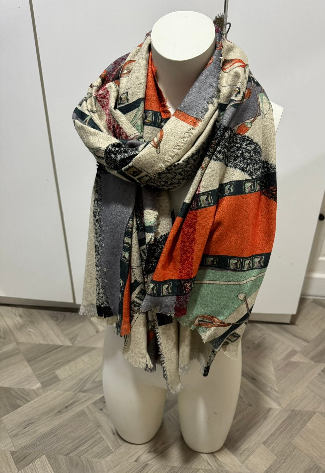 Sjaal 70% viscose 30% wol, Ophalen of Verzenden, Nieuw