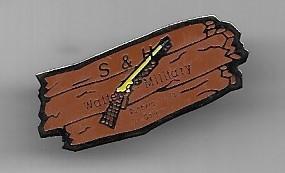 GEWEREN PIN, Verzamelen, Speldjes, Pins en Buttons, Ophalen of Verzenden, Gebruikt, Overige onderwerpen, Speldje of Pin