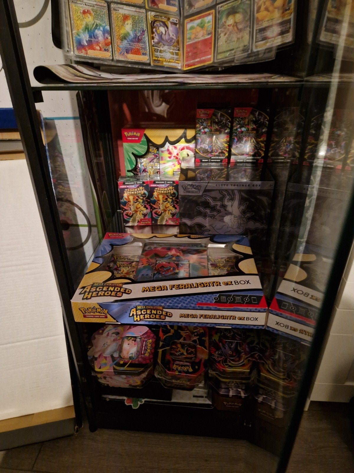 pokemon kaarten sealed boxen tins booster, Hobby en Vrije tijd, Ophalen of Verzenden