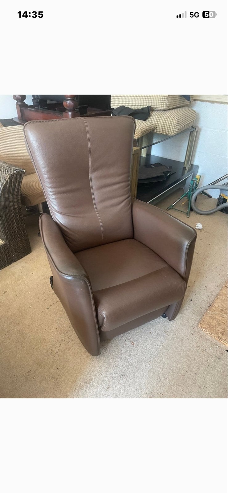 Bruine Leren Relaxfauteuil met Afstandsbediening, Ophalen, Gebruikt, Leer, 75 tot 100 cm