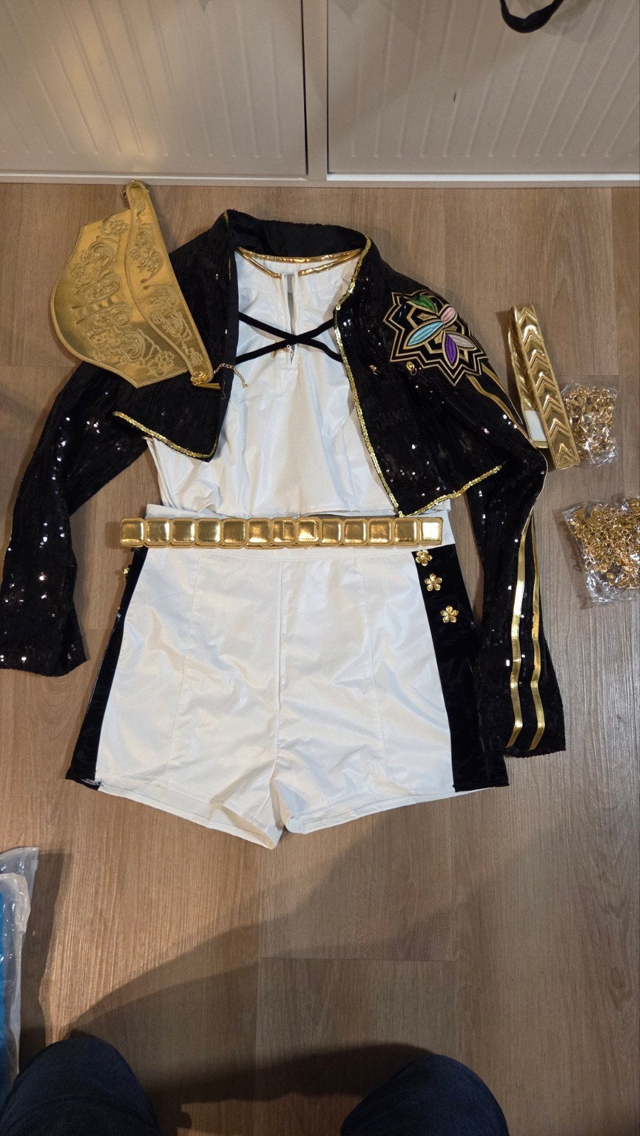 KPop Demon Hunters Rumi Cosplay Kostuum - Nieuw (S/M), Ophalen of Verzenden, Nieuw, Pak of Jurk