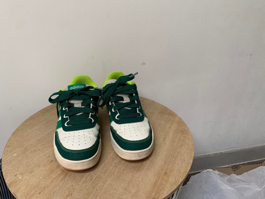 Sneakers Adidas Breakbase J maat 36, Ophalen, Zo goed als nieuw, Jongen of Meisje, Schoenen