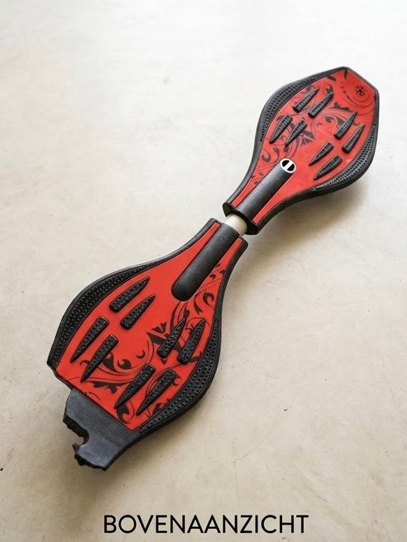 Gratis Waveboard - Rood en Zwart, Sport en Fitness, Skateboarden, Ophalen, Gebruikt, Waveboard