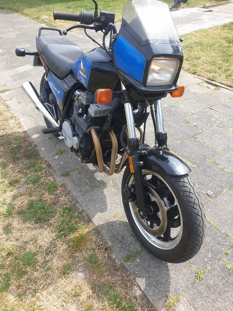 Honda nighthawk cb 750, Motoren, Motoren | Honda, Particulier, Toermotor, 4 cilinders, Minimaal motorrijbewijs A2, Handgeschakeld