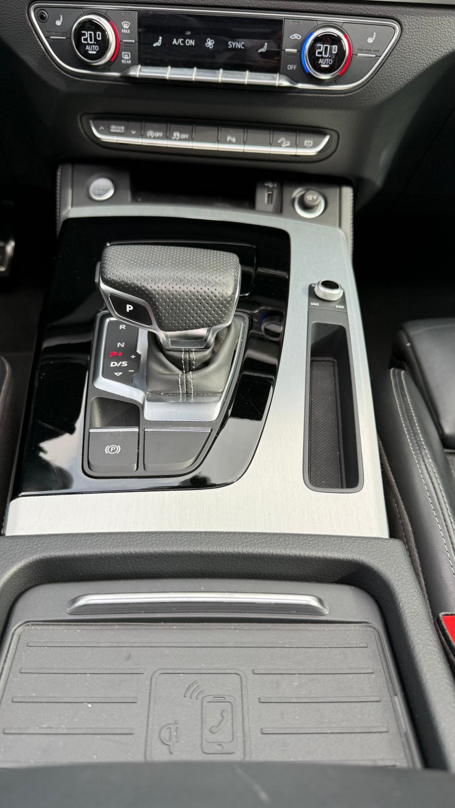 Foto 10 van Audi Q5 45 TFSI Mild hybrid 2021 Facelift Pano S-Line