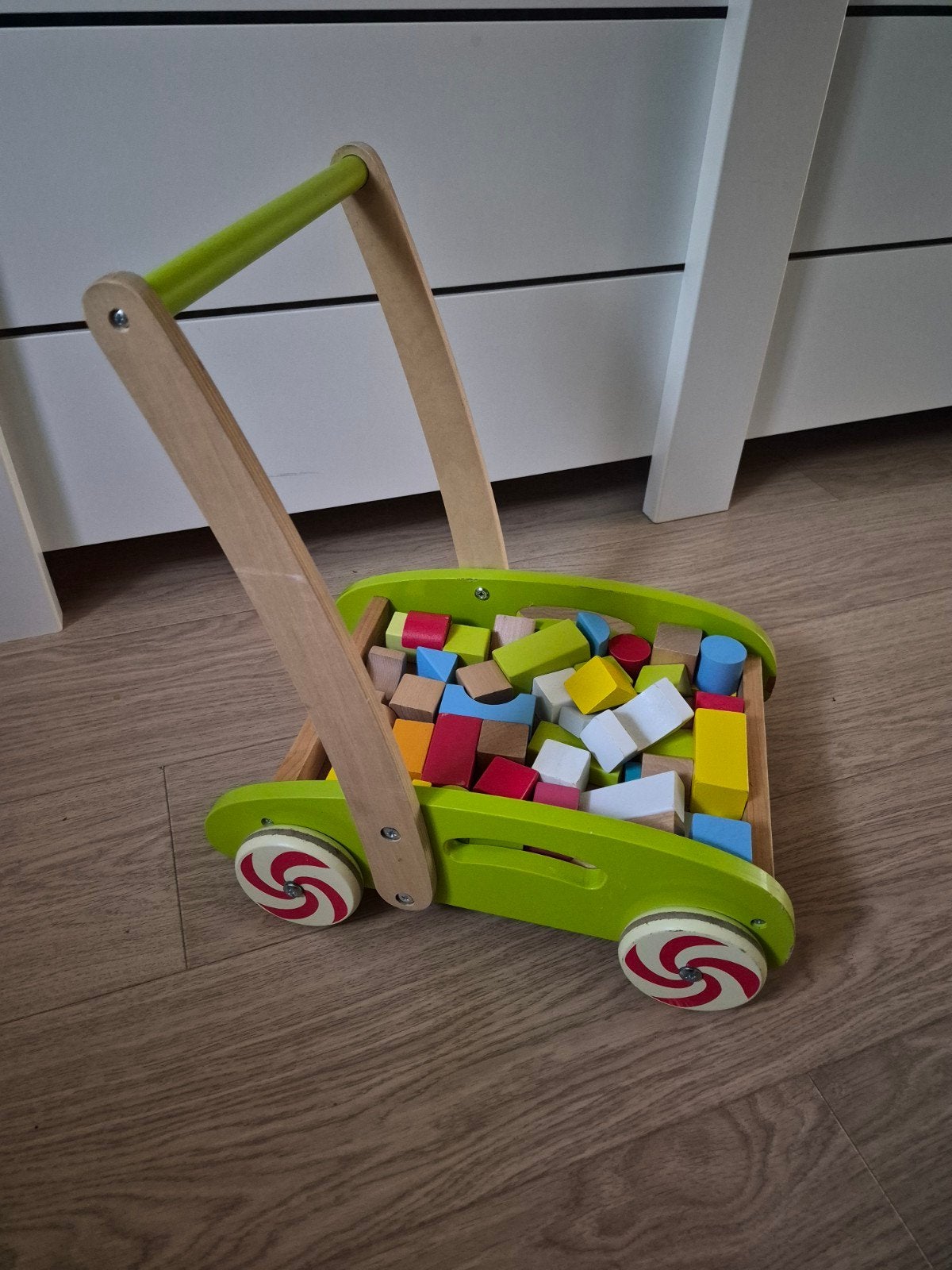 Houten loopwagen met bouwblokken, Ophalen, Gebruikt, Duw- of Trekspeelgoed