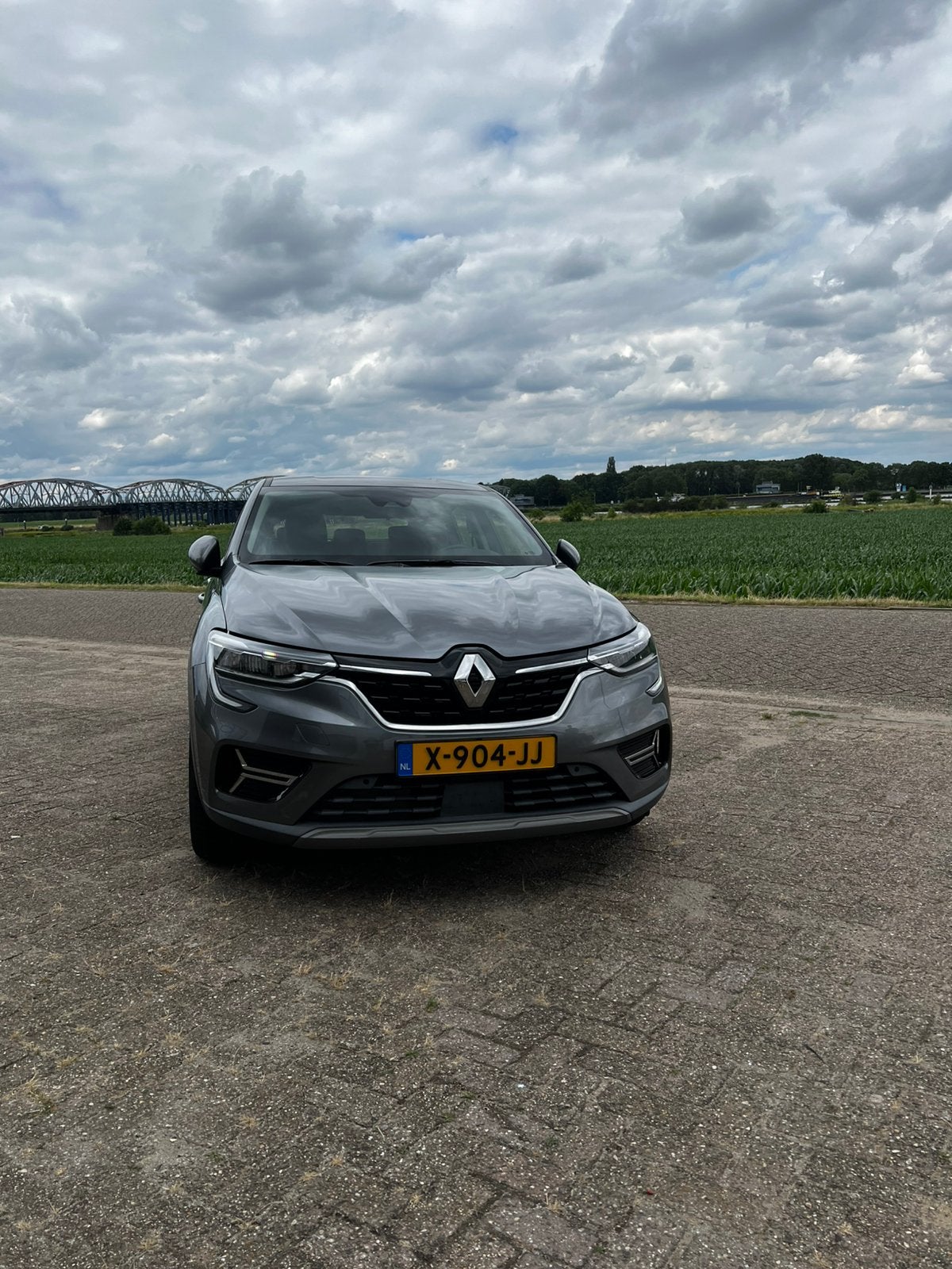 Renault Arkana 1.6 E-tech Hybrid 145pk Aut 2021 Grijs, Arkana, Zwart, 4 cilinders, Navigatiesysteem