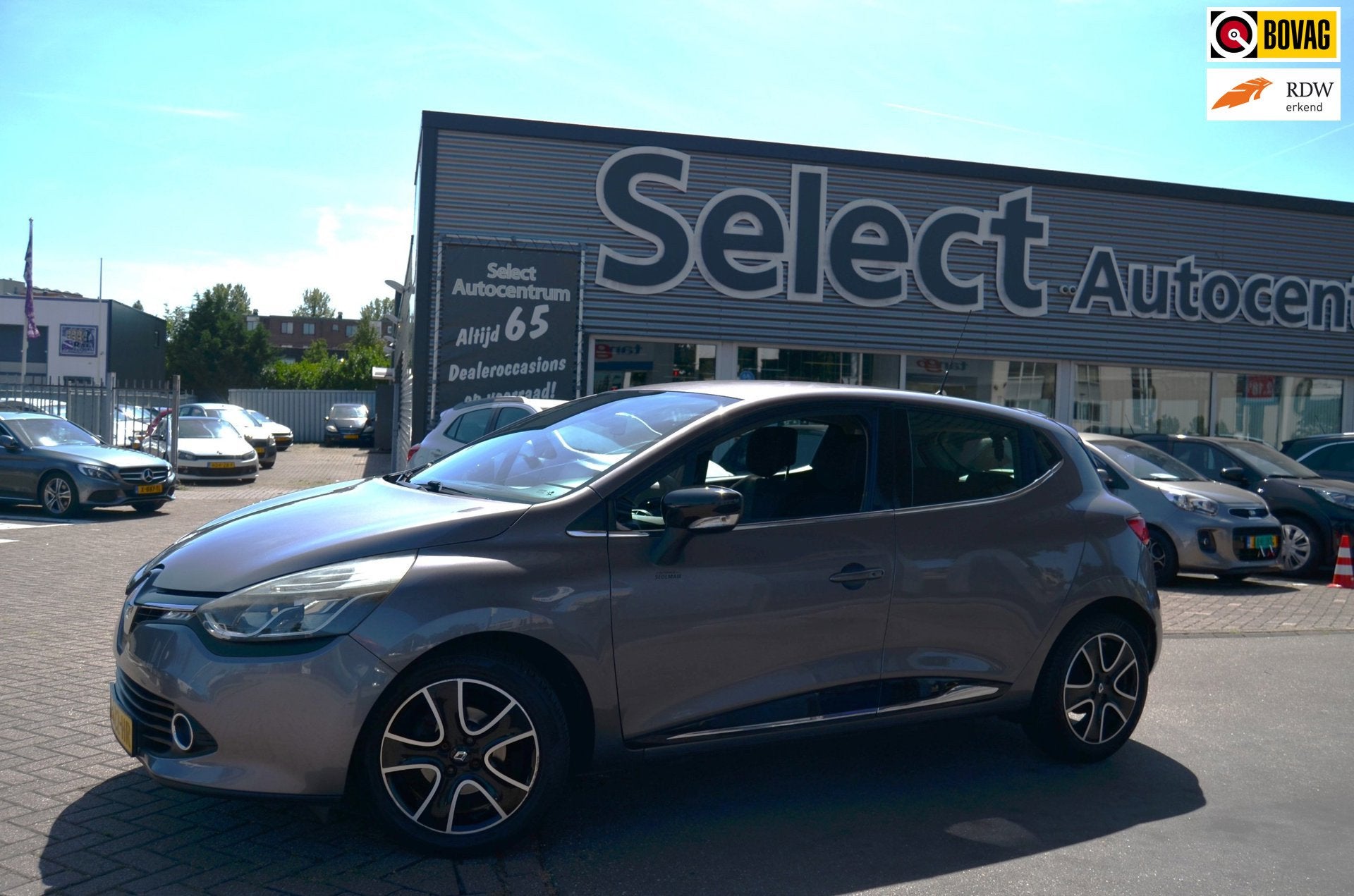 Renault Clio 0.9 TCe Dynamique|CRUISE|SENSOREN|NAVI|BLUETOOT, Auto's, Renault, Voorwielaandrijving, 540 kg, Handgeschakeld, 90 pk
